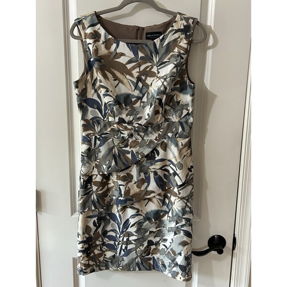 Connected Apparel Size 10 Women’s Printed Tiered Sleeveless Dress Career - Picture 2 of 8